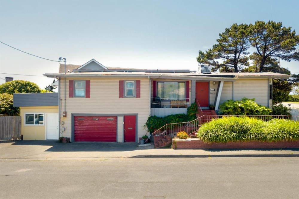 Seaside Family Retreat